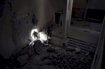 حطام مبعثر لقطع اثرية لا تقدر بثمن داخل متحف الموصل