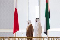 محمد بن زايد: استقرار البحرين جزء من أمننا