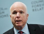 ماكين يتحدى ترامب تقديم دليل على ان اوباما تنصت عليه