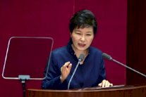 القضاء يعزل رئيسة كوريا الجنوبية