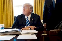 ترامب مولع بالصحافة التي سمّاها «عدو الشعب»