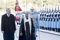 صباح الأحمد يحادث إردوغان في أنقرة