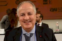 أبو أيوب يجر مدير موقع إلكتروني بإيطاليا إلى القضاء