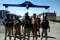 قوات النخبة السورية تدخل مدينة الكرامة معقل داعش