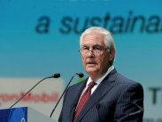 تيلرسون سيطالب الحلفاء الأوروبيين بزيادة انفاقهم خلال اجتماع للأطلسي