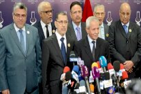 الاحتجاجات تتسع داخل 