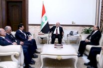 العبادي يتفق مع الأكراد على إحصاء واستفتاء في كركوك