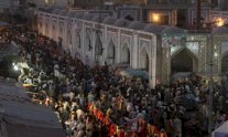 مقتل 20 شخصًا في مقام صوفي بباكستان