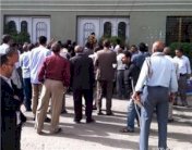 الحوثيون يحاولون إفراغ أرصدة هيئة التأمينات والمعاشات