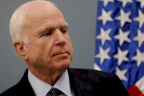 ماكين: الهجوم الكيميائي فصل مشين بتاريخ أميركا