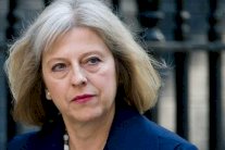 تيريزا ماي تبدأ الإثنين جولة تشمل الأردن والسعودية