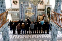 الاقلية التركية في بلغاريا منقسمة حول اردوغان