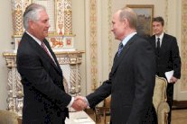 بوتين يجتمع بصديقه