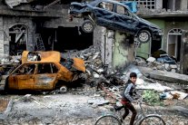 الموصل: المحاصرون الى الاقبية وتجنب المنازل المفخخة