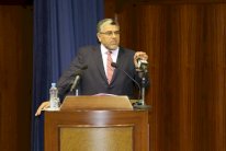 الرميد: أشهد أن ابن كيران وافق على مشاركة الاتحاد الاشتراكي في الحكومة