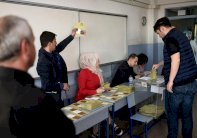 السعودية تشيد بنجاح الاستفتاء في تركيا