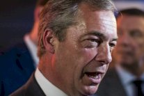 نايجل فراج يعتبر أن لوبن لا تزال قادرة على الفوز