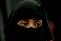 حزب استقلال المملكة المتحدة يتعهد بحظر النقاب