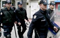 الشرطة تستخدم الغاز المسيل للدموع لتفريق تظاهرة في اسطنبول