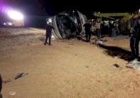 مقتل شخصين بانقلاب حافلة سياح ألمان في إيران