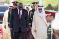 الملك سلمان يعقد جلسة مباحثات مع رئيس سيراليون