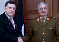 أبوظبي متفائلة بعد لقاء السراج وحفتر