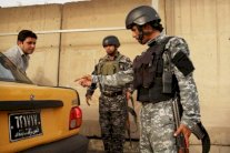 مسلحون يختطفون ناشطين في الاحتجاجات العراقية