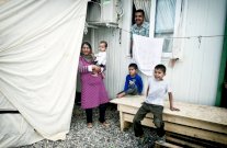 الاتحاد الأوروبي يمهل بولندا والمجر حتى يونيو لاستقبال لاجئين