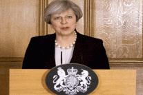 تيريزا ماي للمسلمين: رمضان مبارك