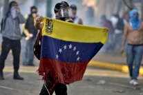 المعارضة تسعى الى تعزيز ضغط الشارع على الرئيس مادورو في فنزويلا