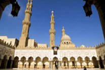 الأزهر يؤيد مقاطعة دول خليجية ومصر لقطر