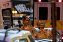 المحافظون والعمال يعلقان حملتيهما الانتخابيتين في بريطانيا