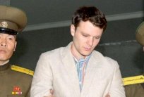 وصول طالب أميركي أفرجت عنه كوريا الشمالية الى الولايات المتحدة