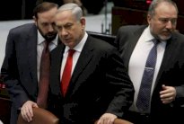 خلافات إسرائيلية بشأن قرار تقليص كهرباء غزة