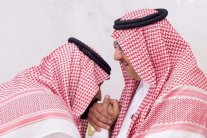 محمد بن نايف يبايع محمد بن سلمان ولياً للعهد