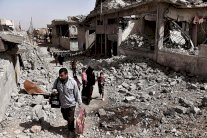 رائحة الموت تفوح فوق المدينة القديمة في الموصل