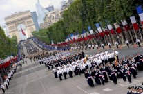 ترمب قبل دعوة ماكرون للمشاركة في العيد الوطني الفرنسي