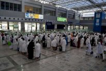 ليبيا تستفسر لدى السعودية عن توقيف ليبيين بعد أدائهما العمرة