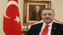 اردوغان يلتقي وزير الدفاع الروسي وسط توتر على الحدود السورية