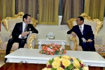 ملك المغرب يدعو لجعل شباب أفريقيا قوة إقلاع