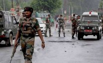 مقتل امرأة في اشتباك بين القوات الهندية ومتمردين في كشمير