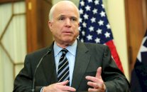 ماكين على رأس وفد اميركي الى باكستان لبحث الأمن الإقليمي