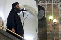 داعش يحرق قياديًا لمح لمقتل البغدادي وسيجلد من يكررون