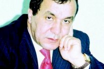 القضاء المغربي يحكم بسجن القاضي مشقاقة سنة نافذة