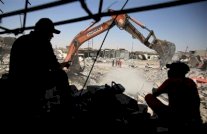 عدد المدنيين العالقين في الرقة قد يصل إلى 50 ألفًا