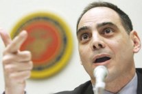 مقربٌ من ترمب: أميركا لا تسعى لعزل قطر بل لتماسك الخليج