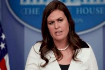 سارة ساندرز متحدثة باسم البيت الأبيض