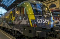 السلطات المجرية تفتش القطارات الدولية بعد انذار بوجود قنبلة