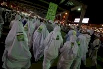 وصول أول بعثة للحجاج الإيرانيين المدينة المنورة