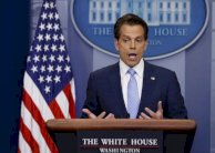 سكاراموتشي قد يغيّر ميزان القوى في البيت الأبيض